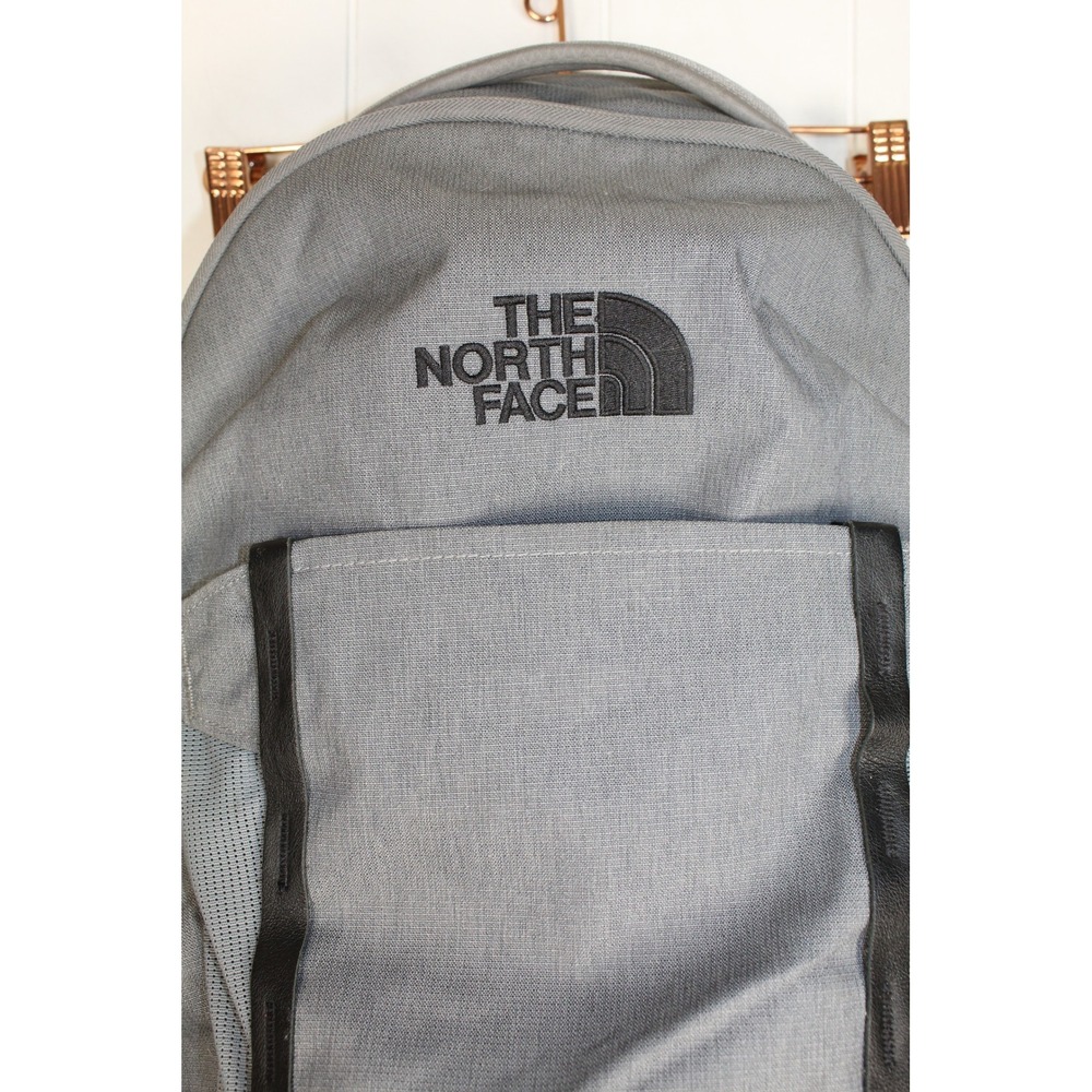 The North Face Pivoter Everyday Laptop Backpack Mid Grey Dark Heather/TNF Black - Picture 12 of 12